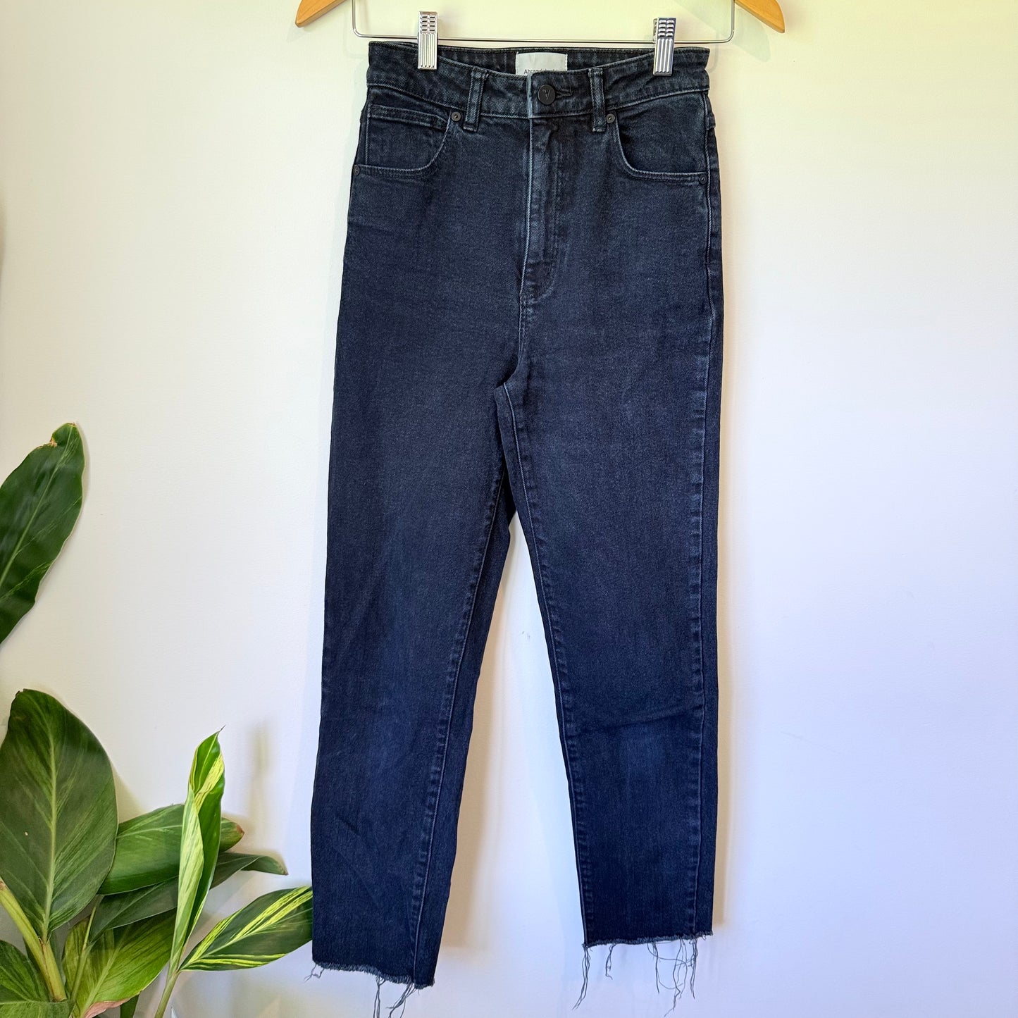 Abrand Jeans Size 26 Blue Denim Jeans with Fray Hem