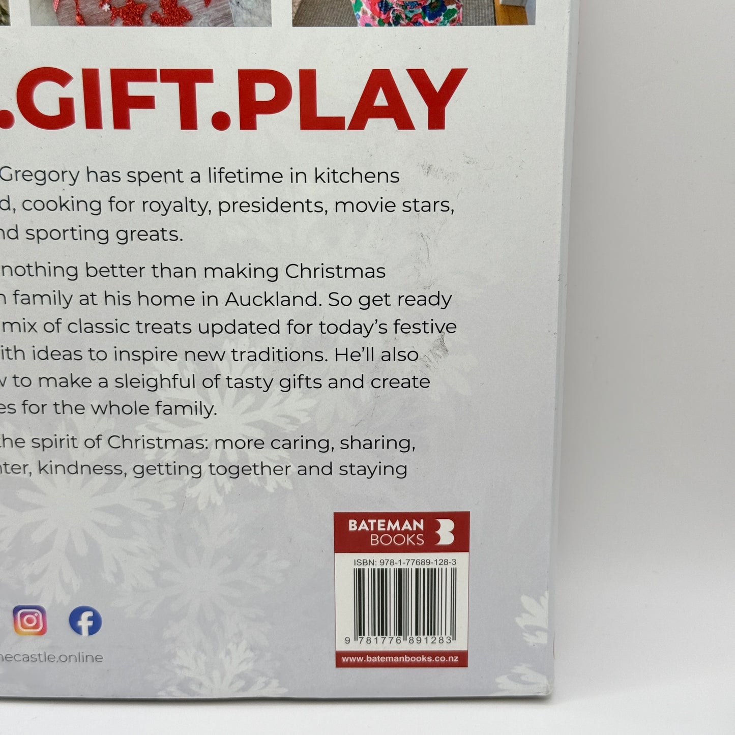 Christmas at the Castle Cookbook: Eat. Gift. Play. by Mark Gregory