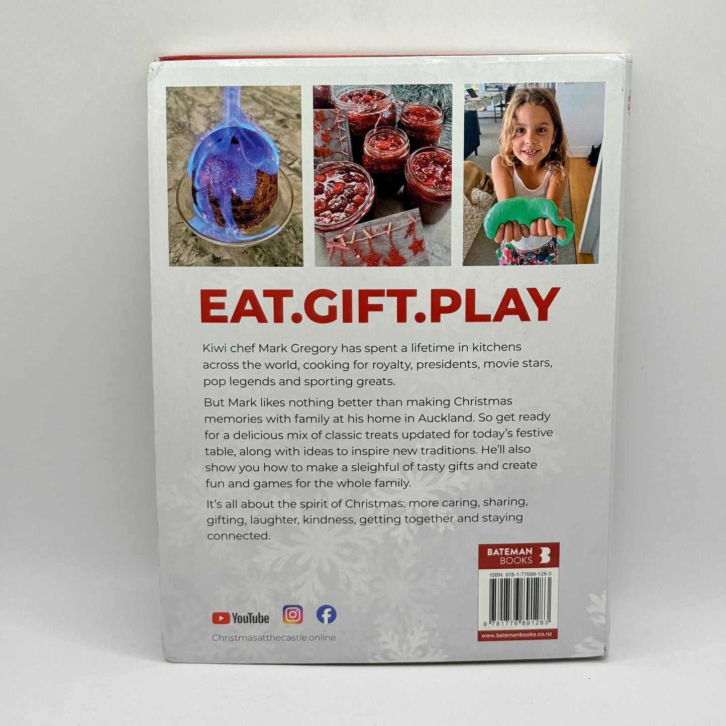 Christmas at the Castle Cookbook: Eat. Gift. Play. by Mark Gregory