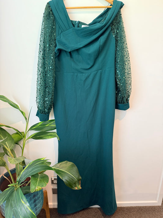 Faeriesty Size 2XL Sequin Long-Sleeve Evening Dress