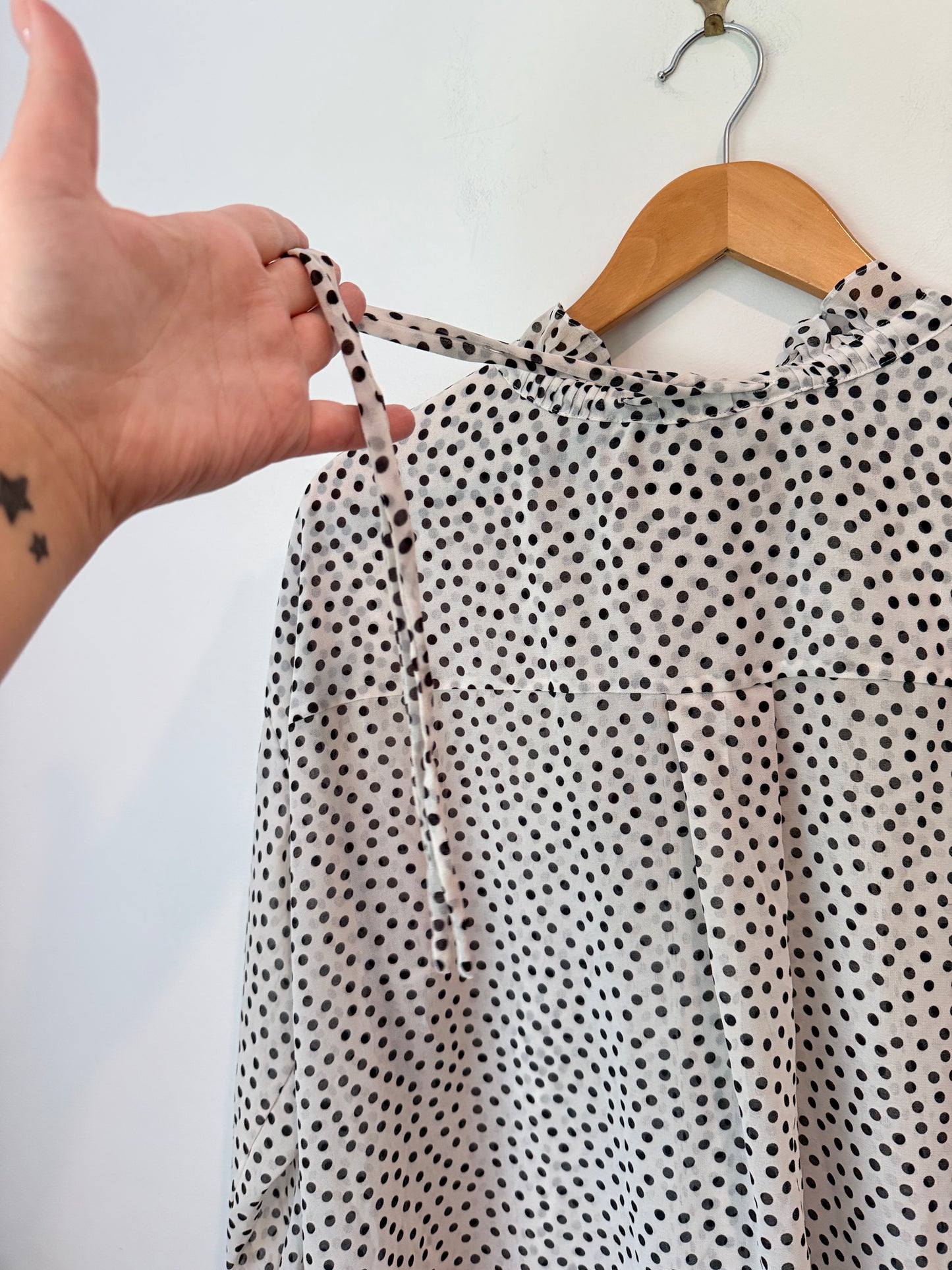 Zara Size XS Polka Dot Blouse