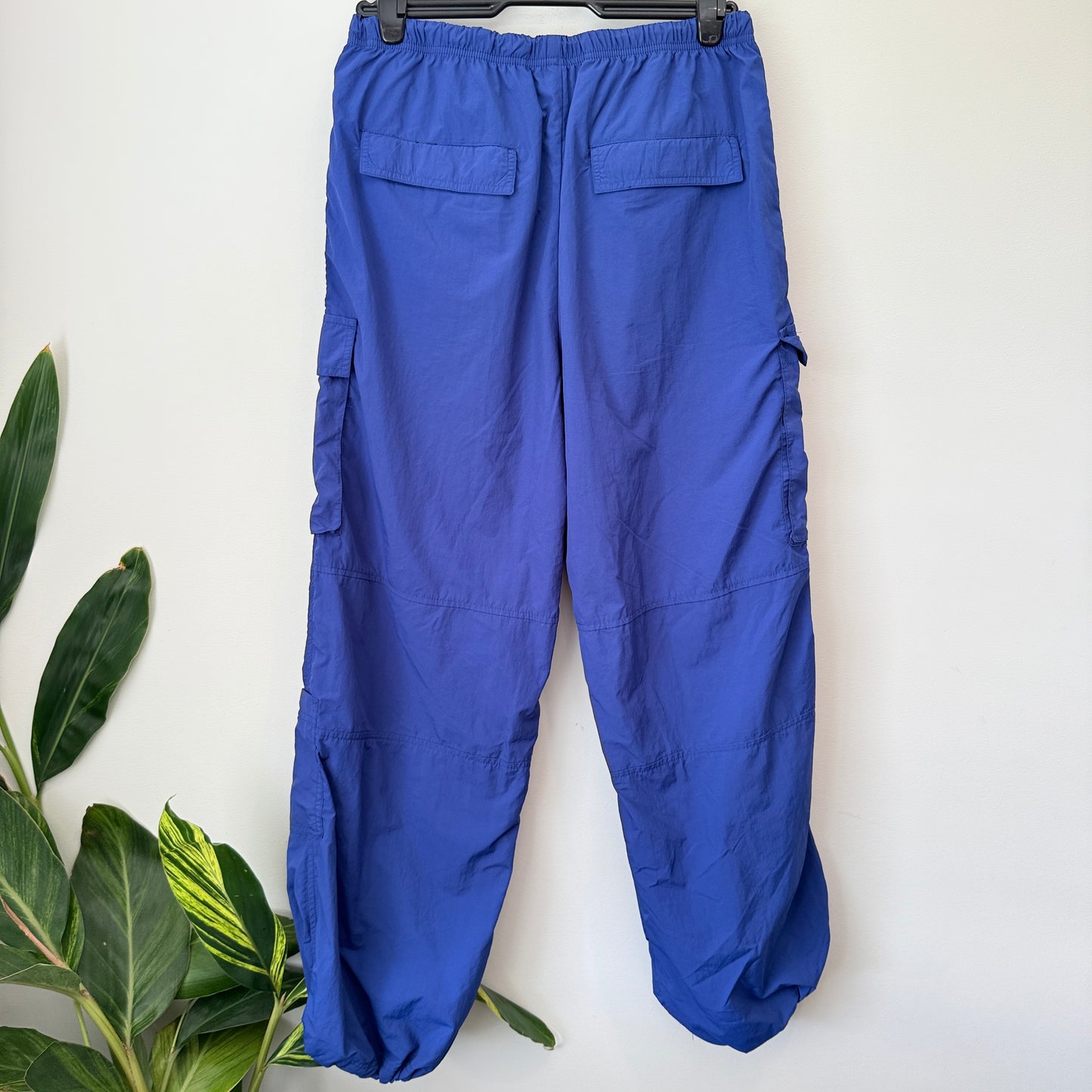 COTTON ON BODY Pants Bright Blue Nylon Cargo - Size M
