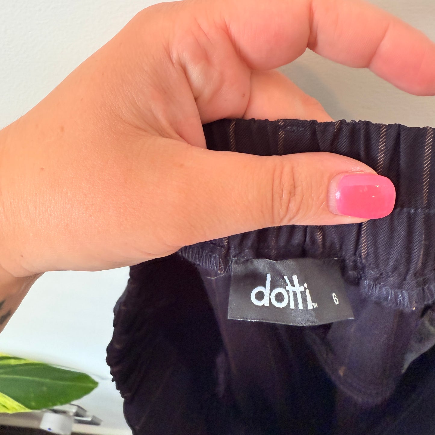 Dotti Pants - Black Pinstripe Wide Leg - Size 6