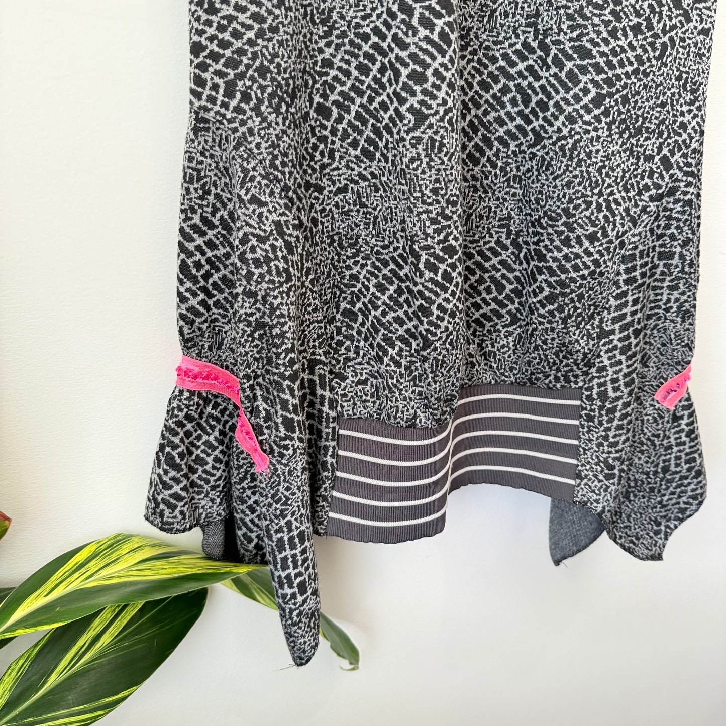 2026 Dress - Mixed Print Sleeveless - Size 2 (40cm U/Arm)