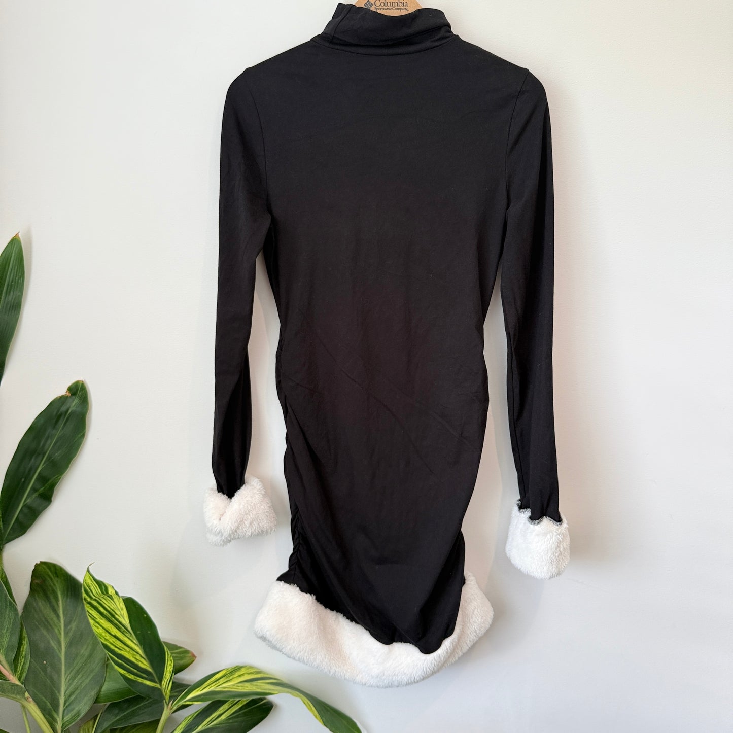 SHEIN Dress - Black Turtleneck Faux Fur Trim - Size L