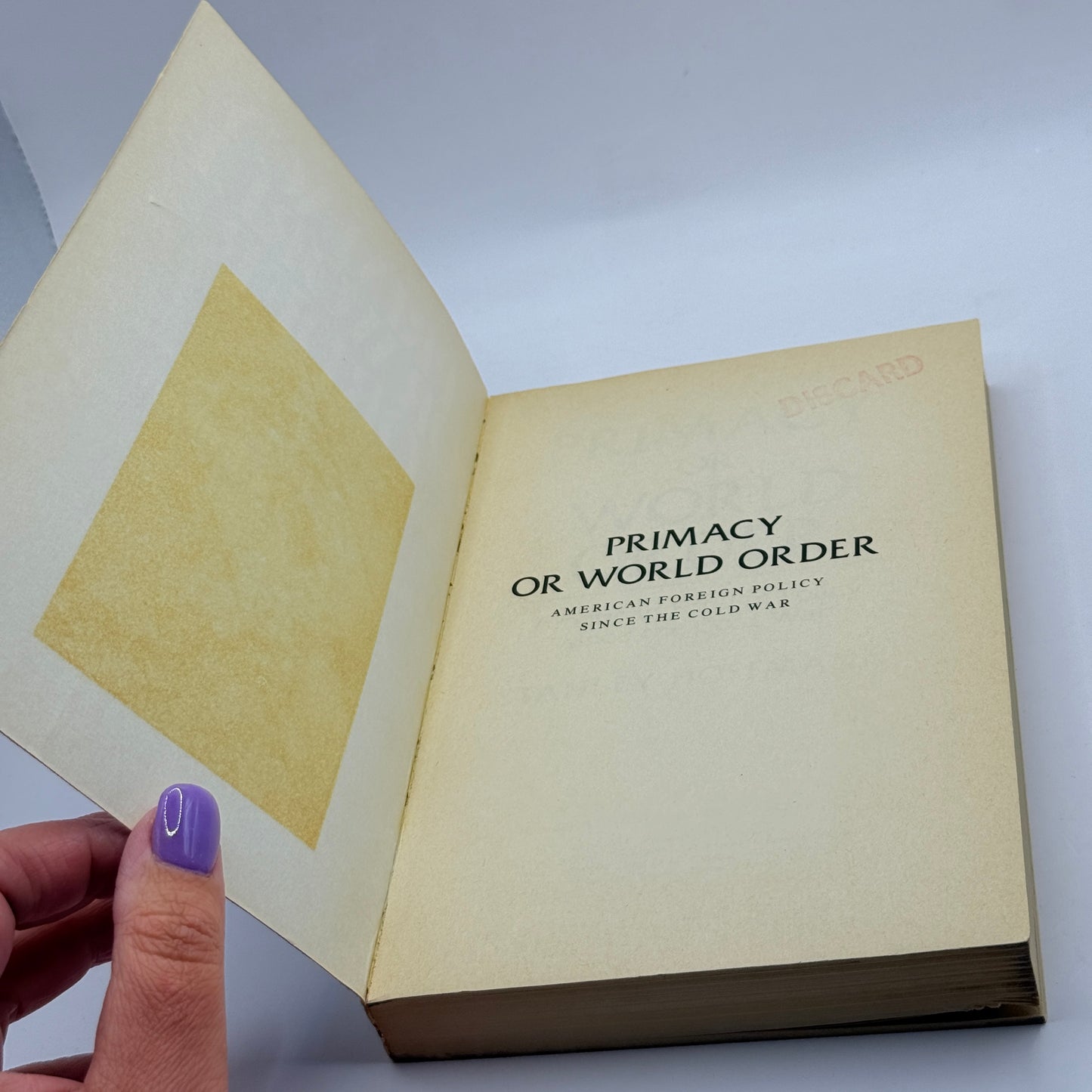 Primacy or World Order by Stanley Hoffmann