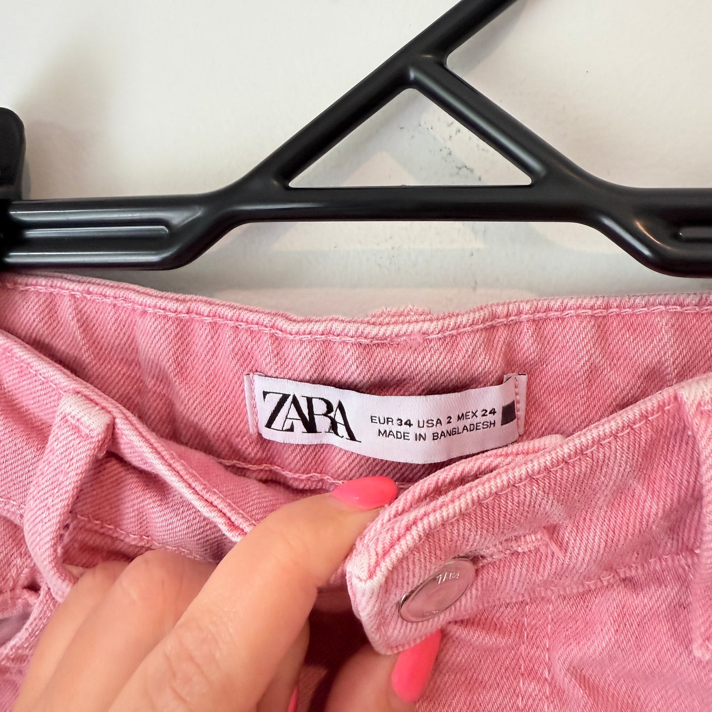 ZARA Pants Pink Straight Leg Jeans - Size 6