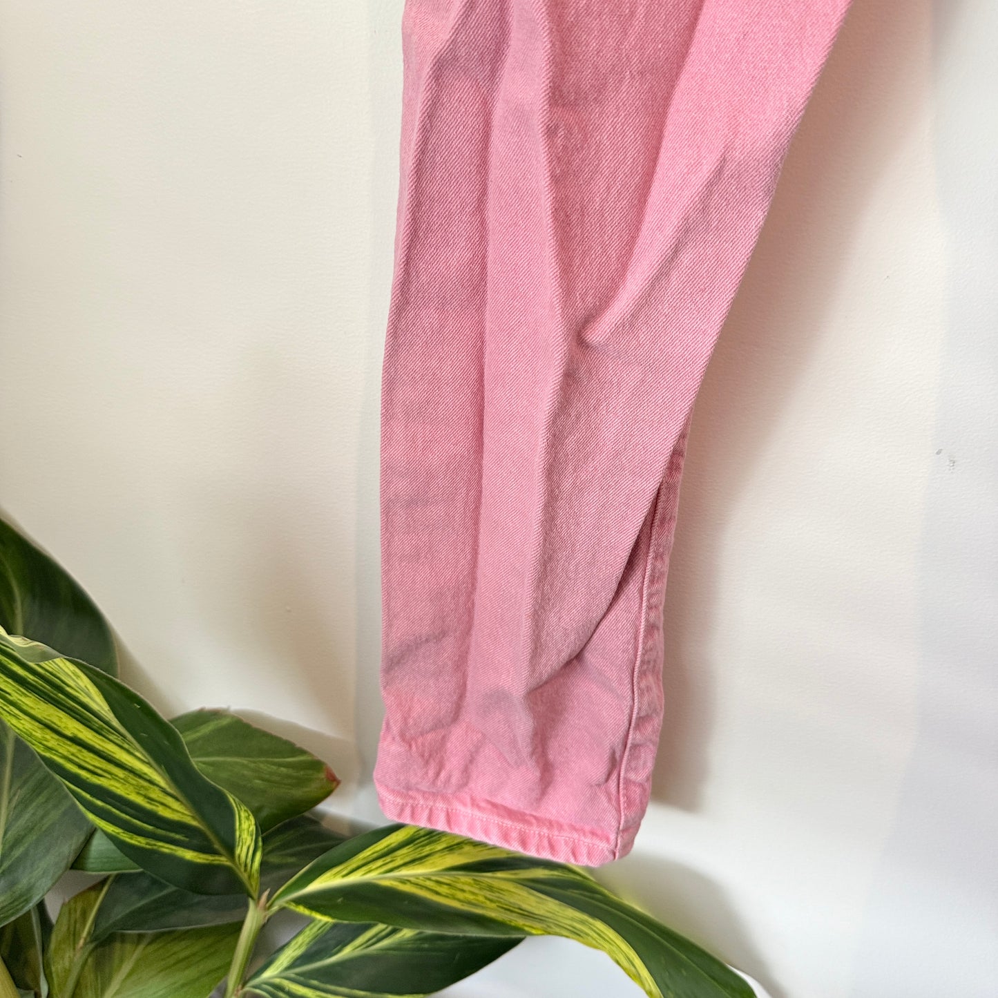 ZARA Pants Pink Straight Leg Jeans - Size 6