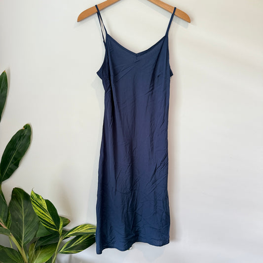 BLUE ILLUSION Dress Navy Blue Slip - Size XXS