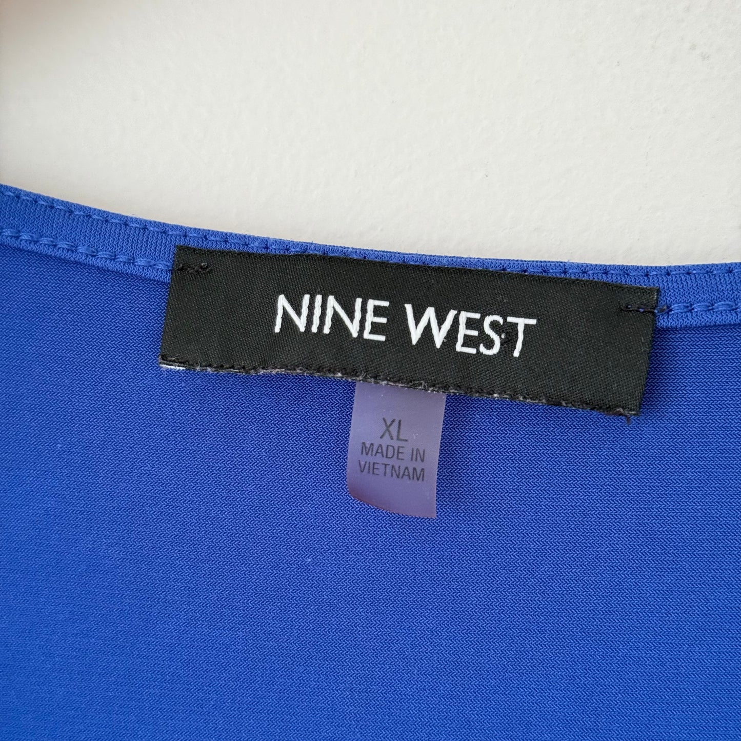 Nine West Size XL Blue Sleeveless Blouse