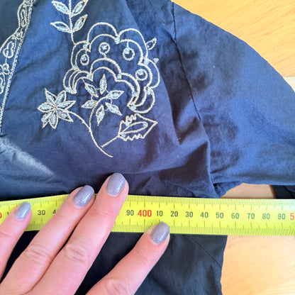 Zara Woman U/Arm to U/Arm 45cm Black Embroidered Tunic Top