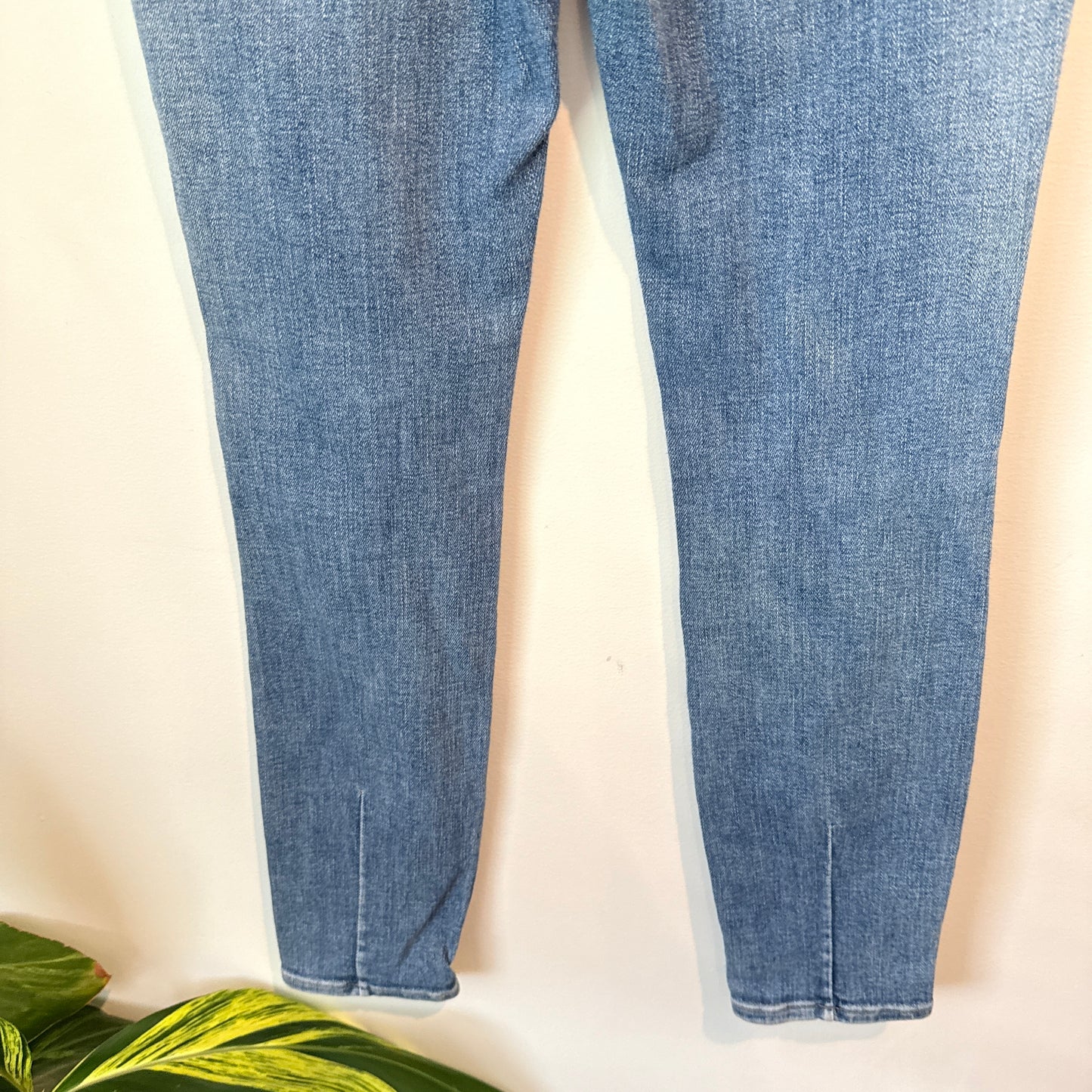 NEUW Marilyn Skinny Pavement Blue Jeans - Size 26