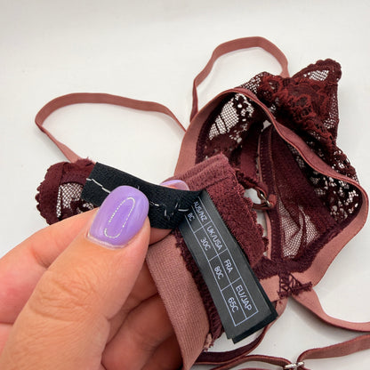 Lonely Burgundy Lace Bralette – 8C / 30C