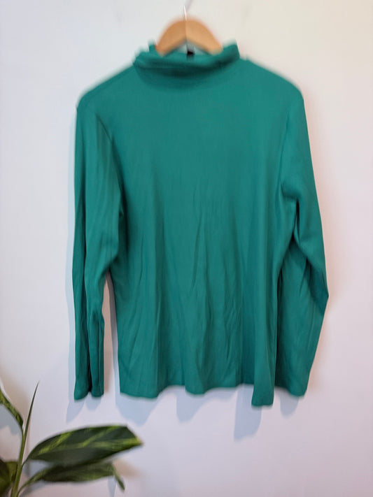 H & H Size 18 Turtleneck Ribbed Top