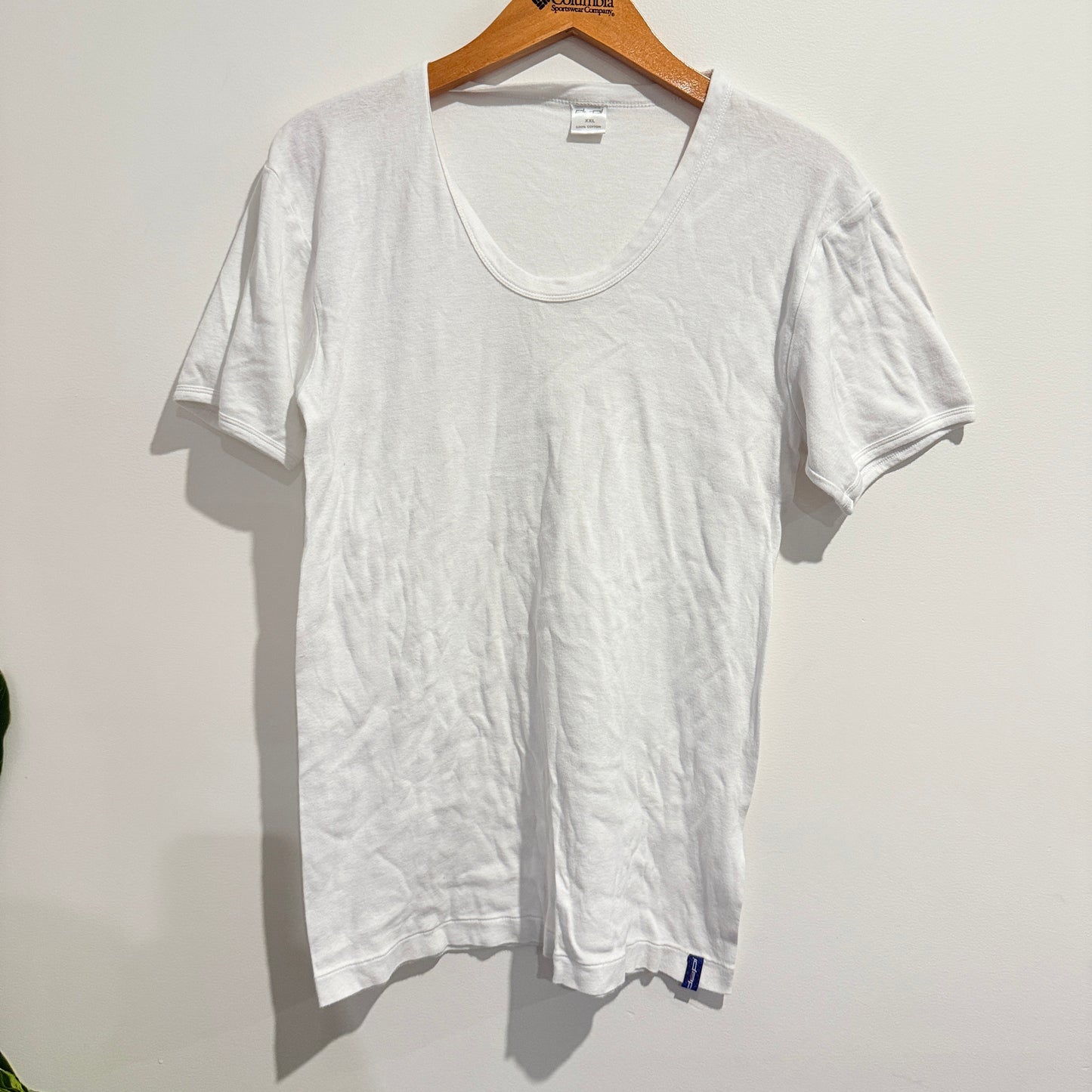 Depi White Scoop Neck T-Shirt - Size XXL