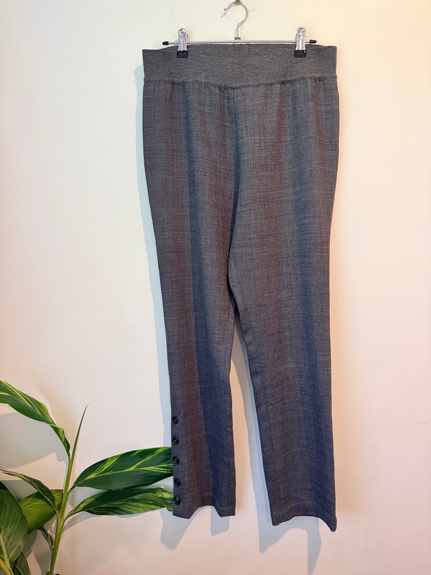 Visage (NZ Made) Size M 100% Merino Pants