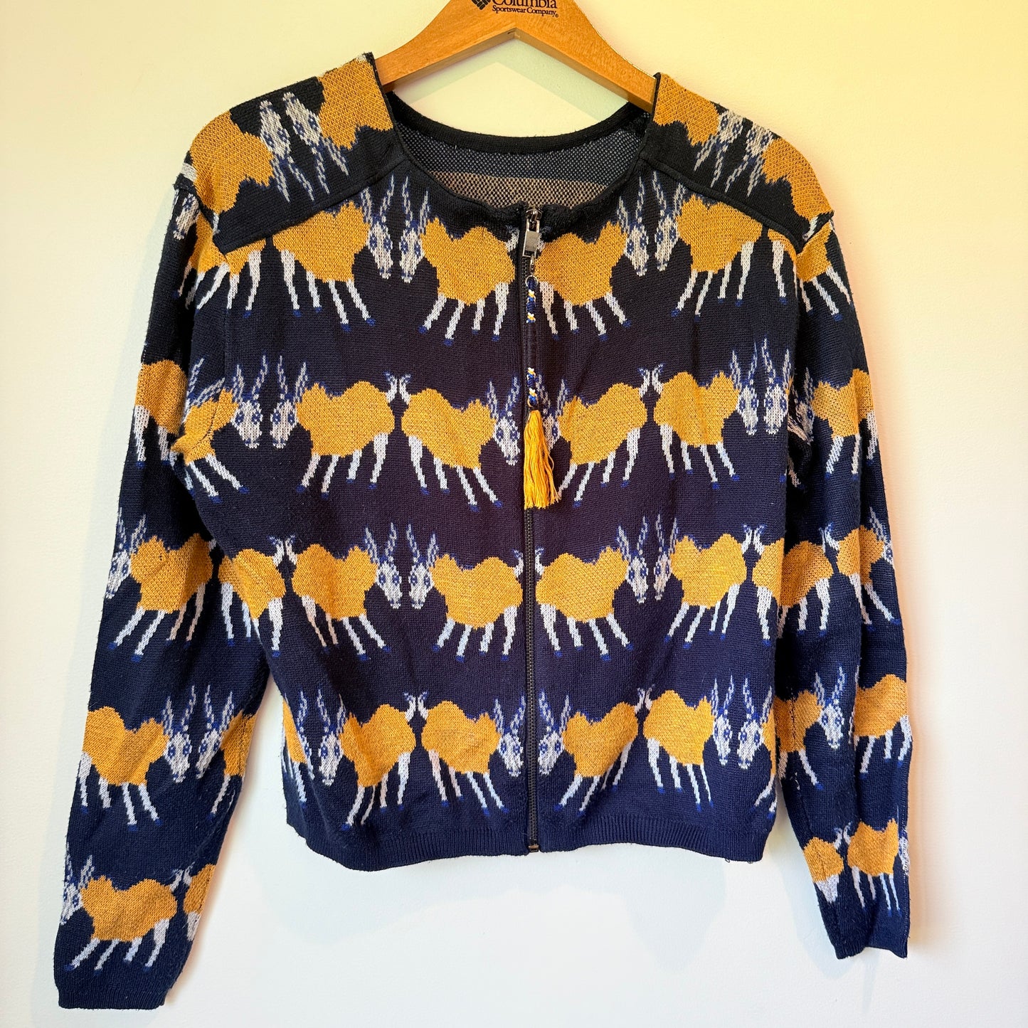 Brand Unknown 85cm Bust Goat 100% Acrylic Zip-Up Cardigan