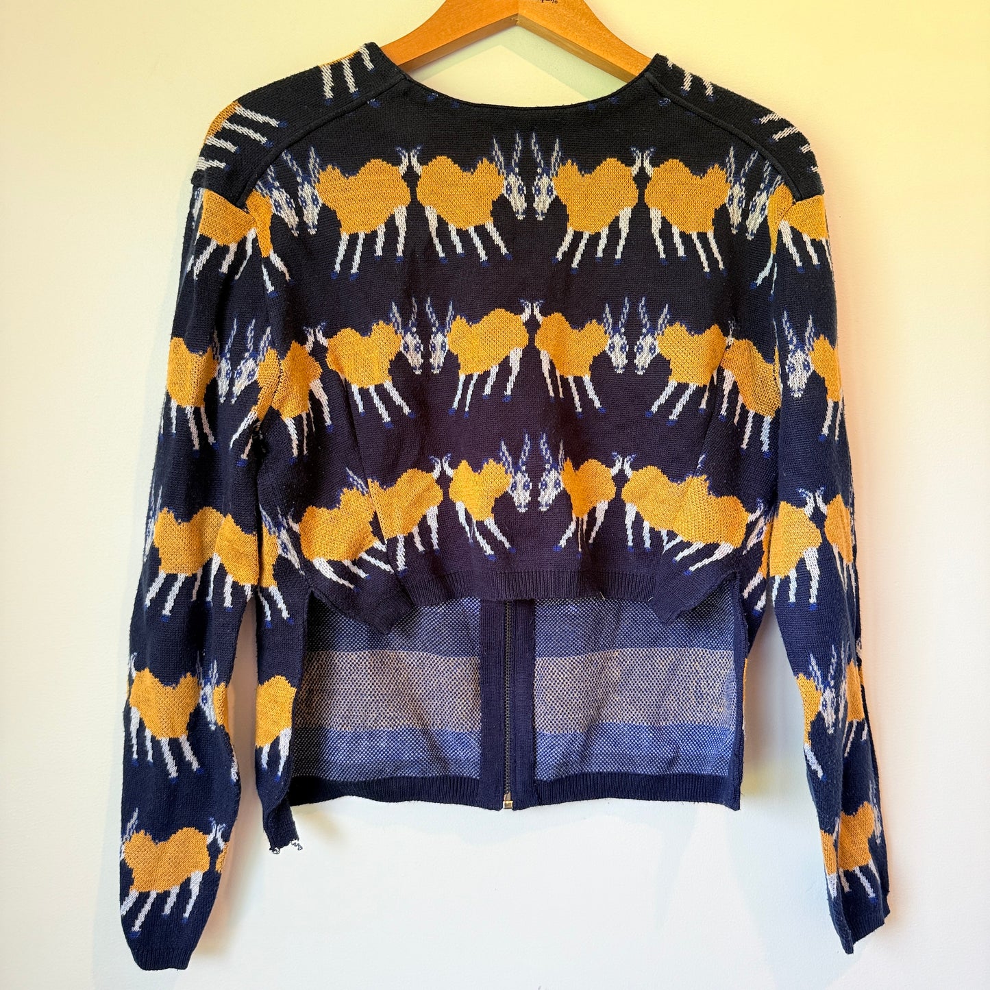 Brand Unknown 85cm Bust Goat 100% Acrylic Zip-Up Cardigan