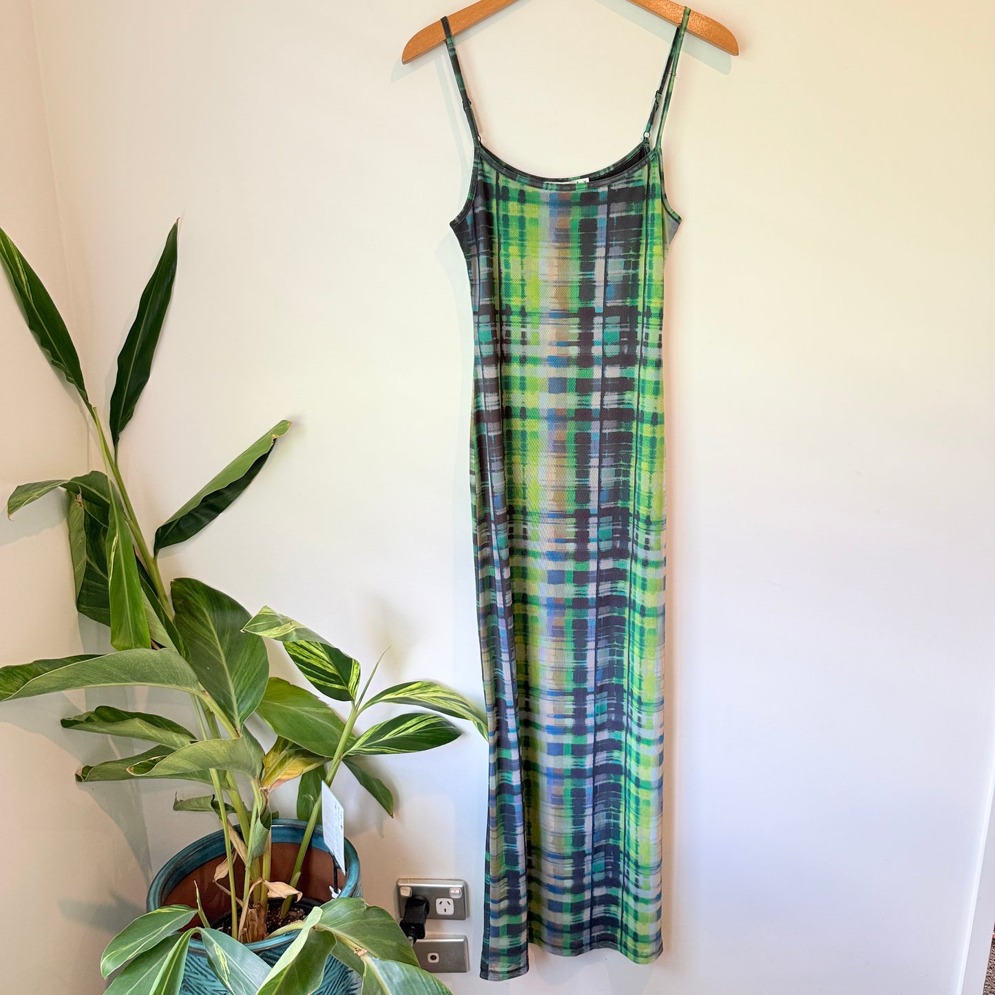 Glassons Green Abstract Print Mesh Maxi Dress Size M