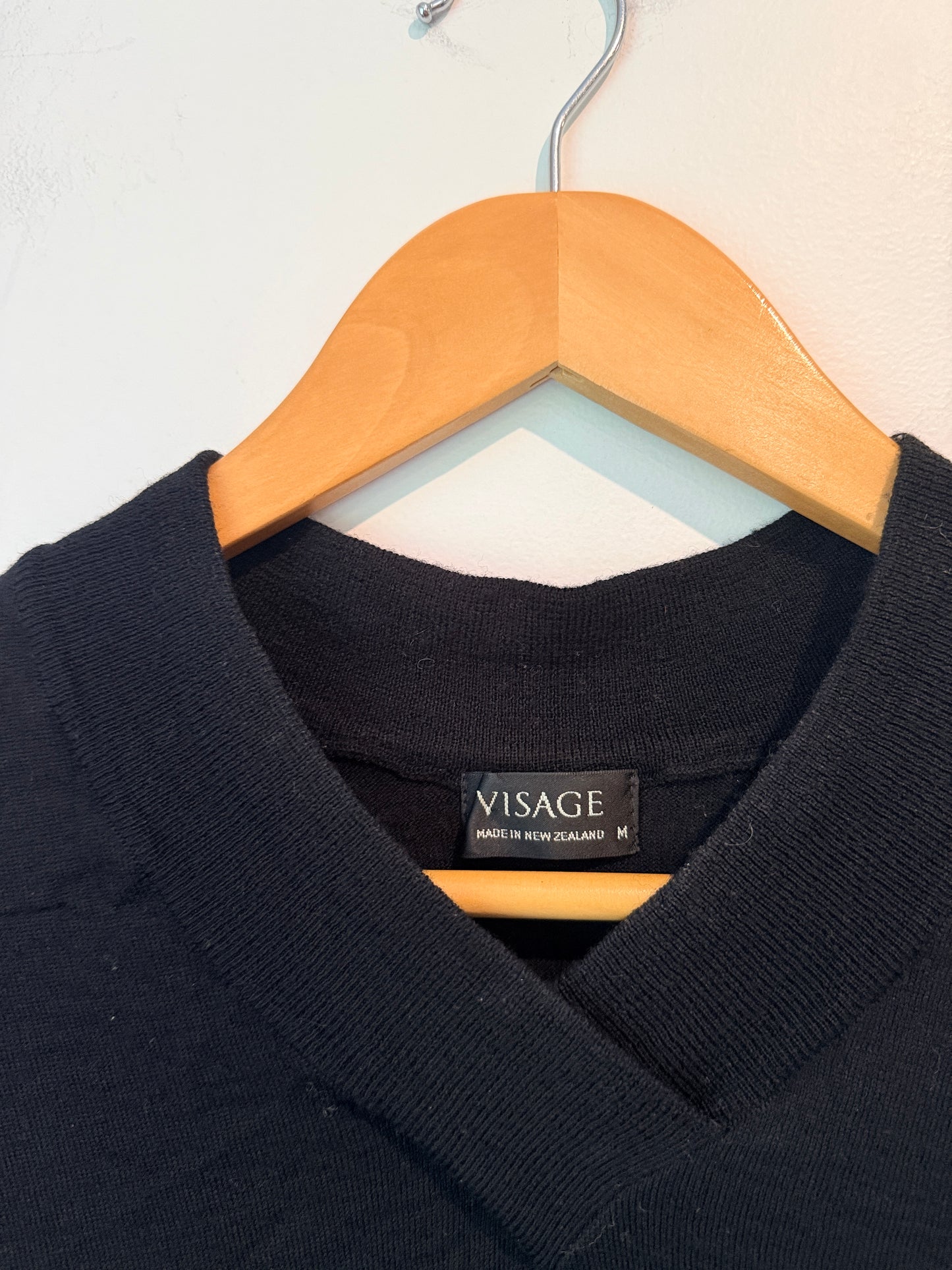 Visage (NZ Made) Size M Long-Sleeved 100% Merino Top