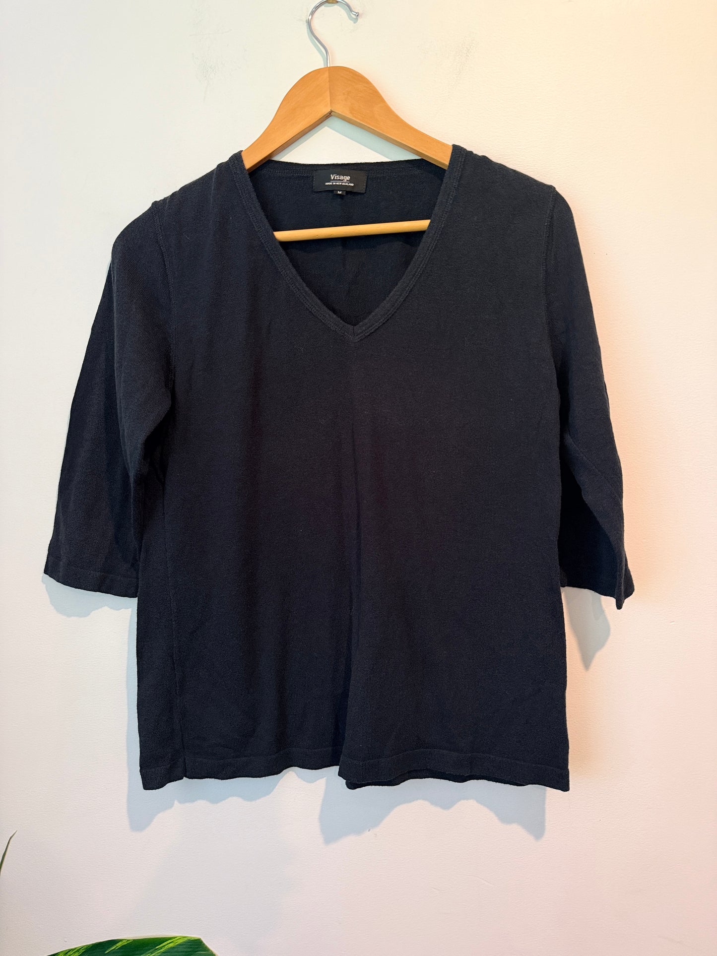 Visage (NZ Made) Size M V-Neck Sweater