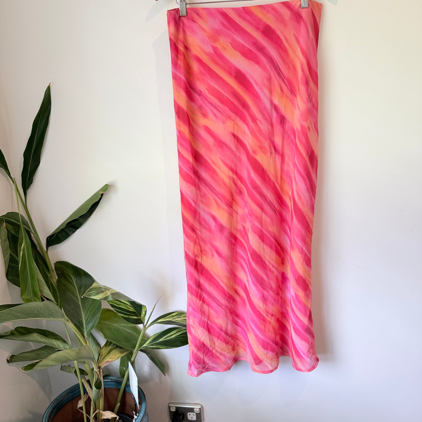 Glassons Pink Abstract Print Midi Skirt Size 10