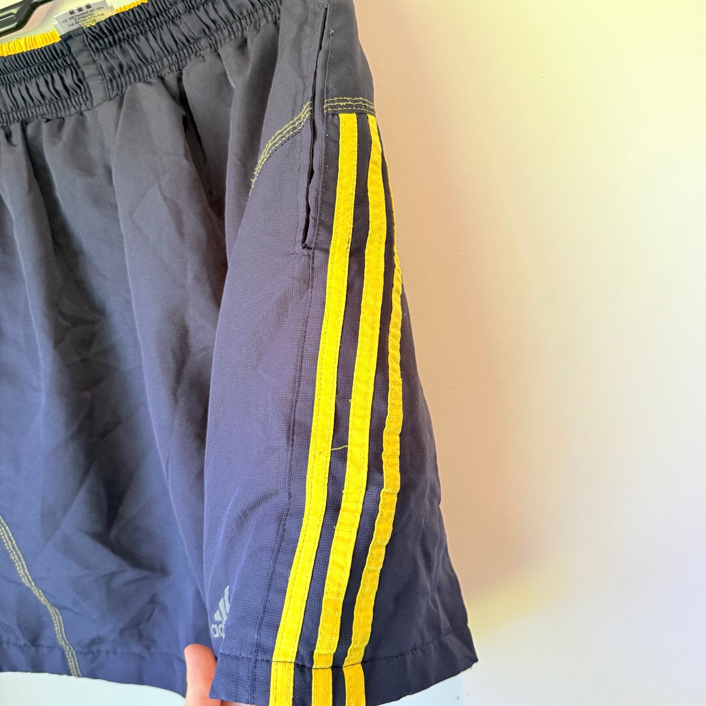 Adidas Size L Running Shorts