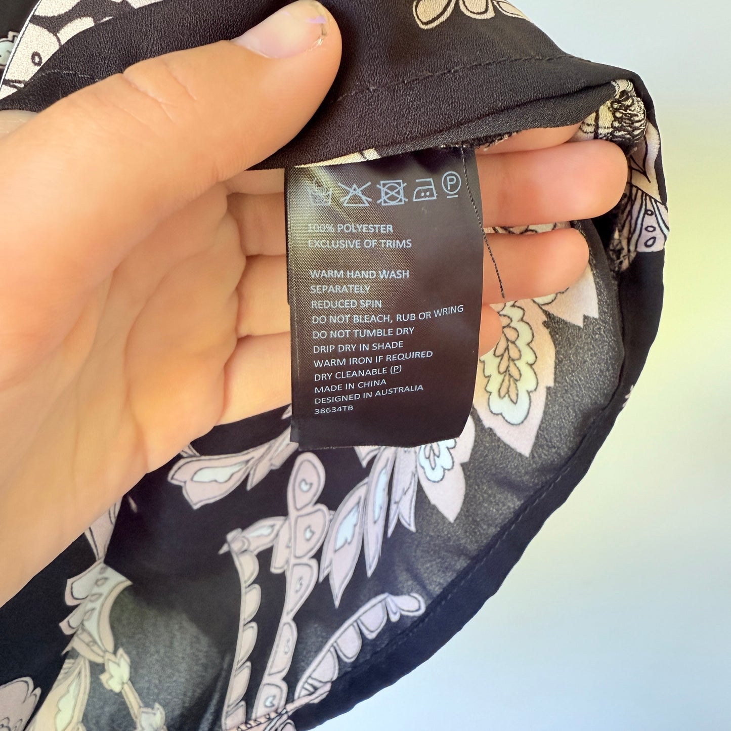 BARDOT Off Shoulder Long Sleeve Top Print - Size XS