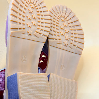 Women’s Burgundy Heeled Sandals Size 39