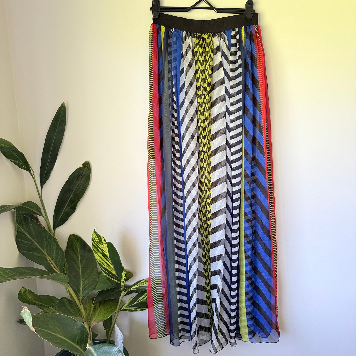 BYG Geometric Sheer Maxi Skirt - Size L