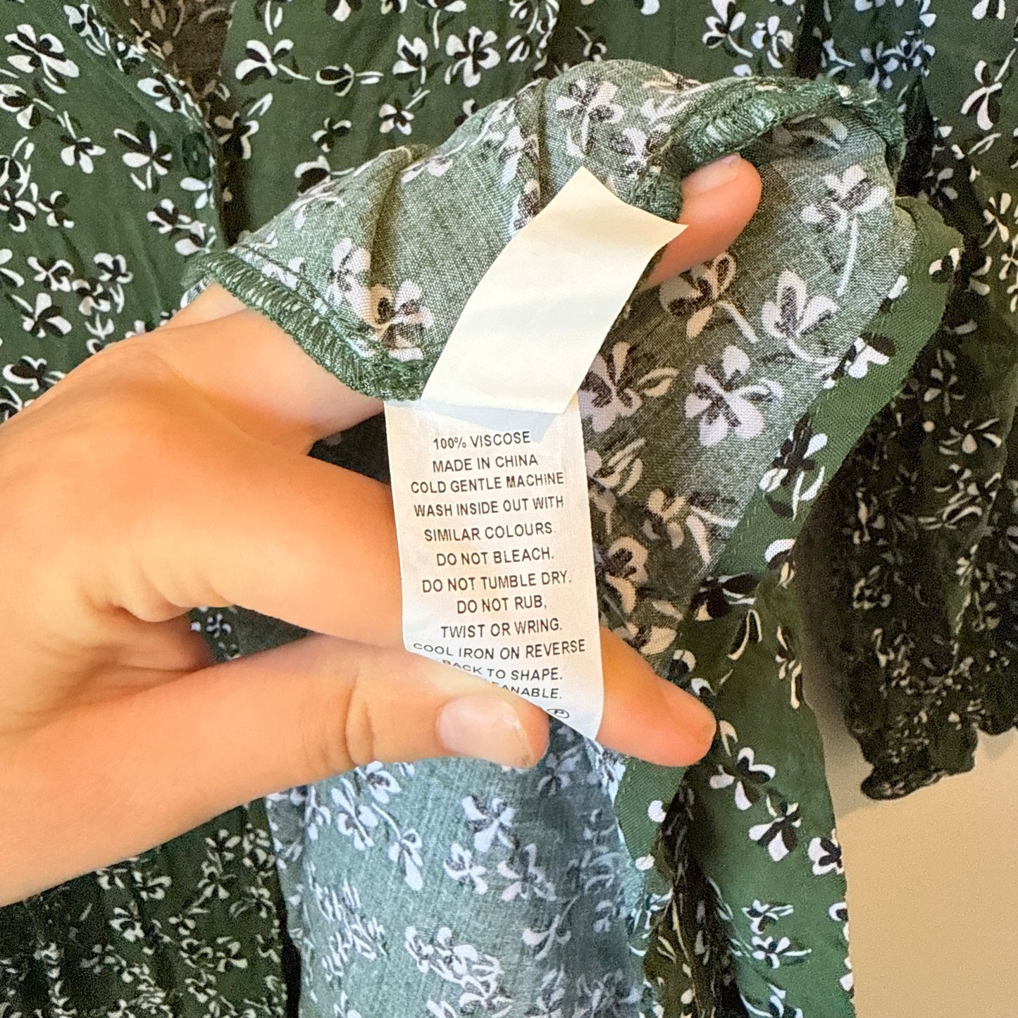 JEANSWEST Floral V-Neck 3/4 Sleeve Midi Dress - Size 10