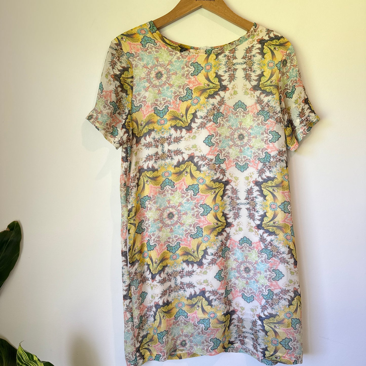 MIKA & GALA Short Sleeve Shift Dress Paisley Print - Size 10