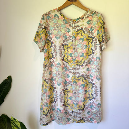 MIKA & GALA Short Sleeve Shift Dress Paisley Print - Size 10
