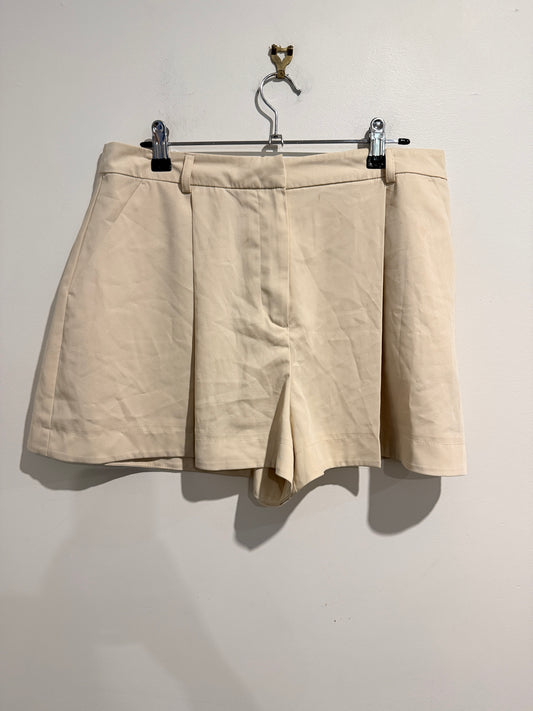 Glassons Size 12 Straight-Cut Shorts