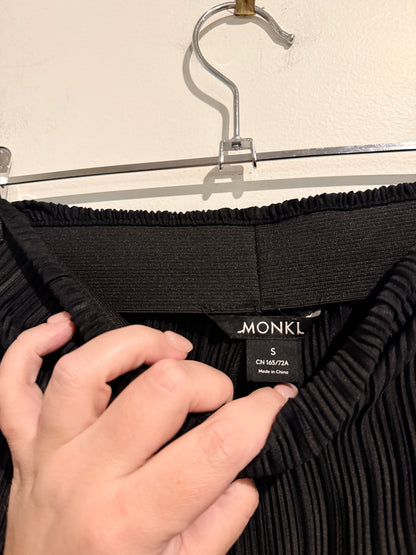 MONKL Size S Pleated Shorts