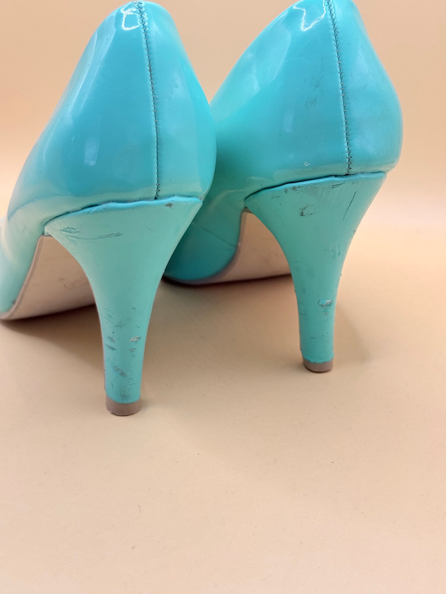 Emerge Patent Pointed Heels Turquoise Size 9