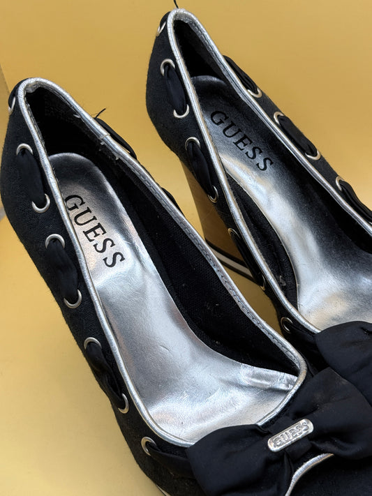 Guess Bow Wedge Heels Size 6