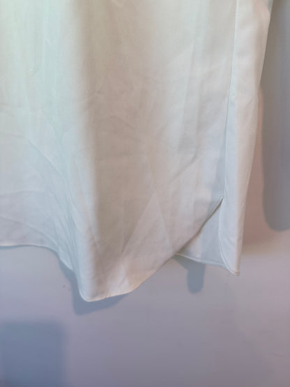 Muhan Corporate Size 6 3/4 Sleeves White Top