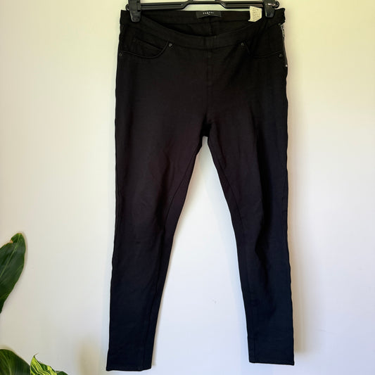 Pagani Size 10 Black Denim Skinny Jeans