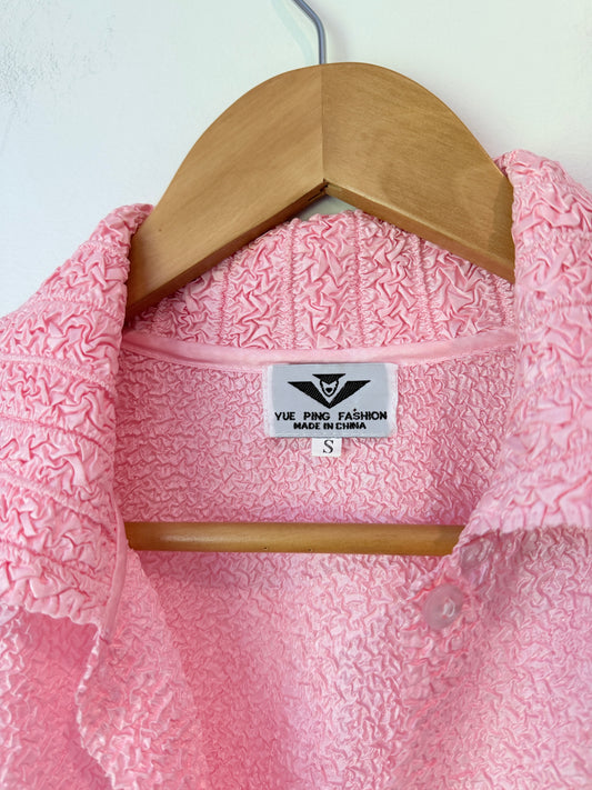 Yue Ping Fashion Size S 3/4 Sleeves Button-Up Blouse