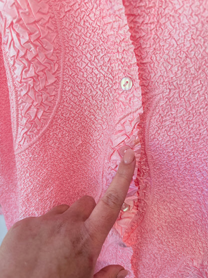 Yue Ping Fashion Size S 3/4 Sleeves Button-Up Blouse