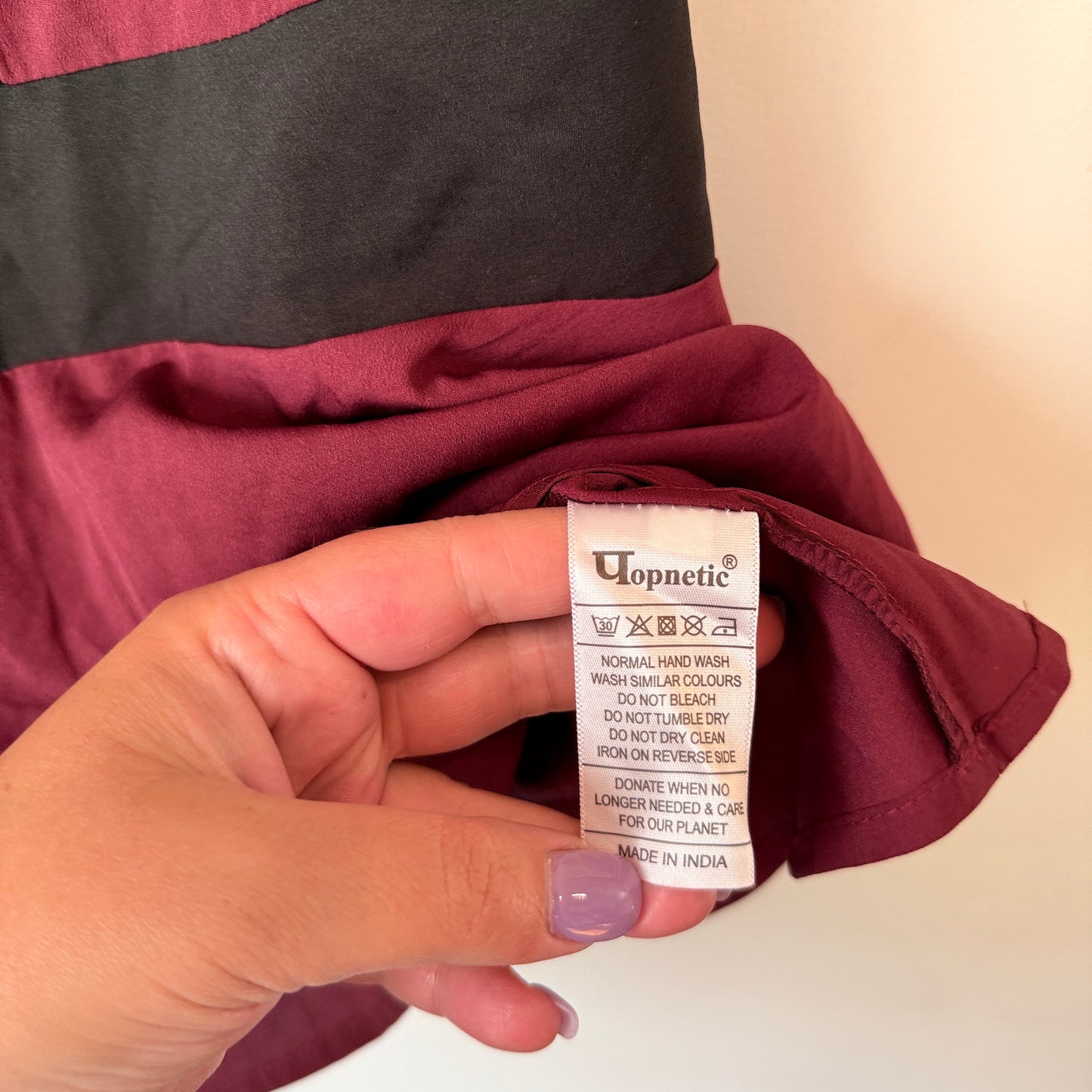 Popnetic Size L Burgundy Solid Peplum Top