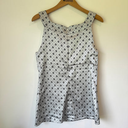 Brand Unknown Size U/Arm 44cm Geometric Pattern Sleeveless Top