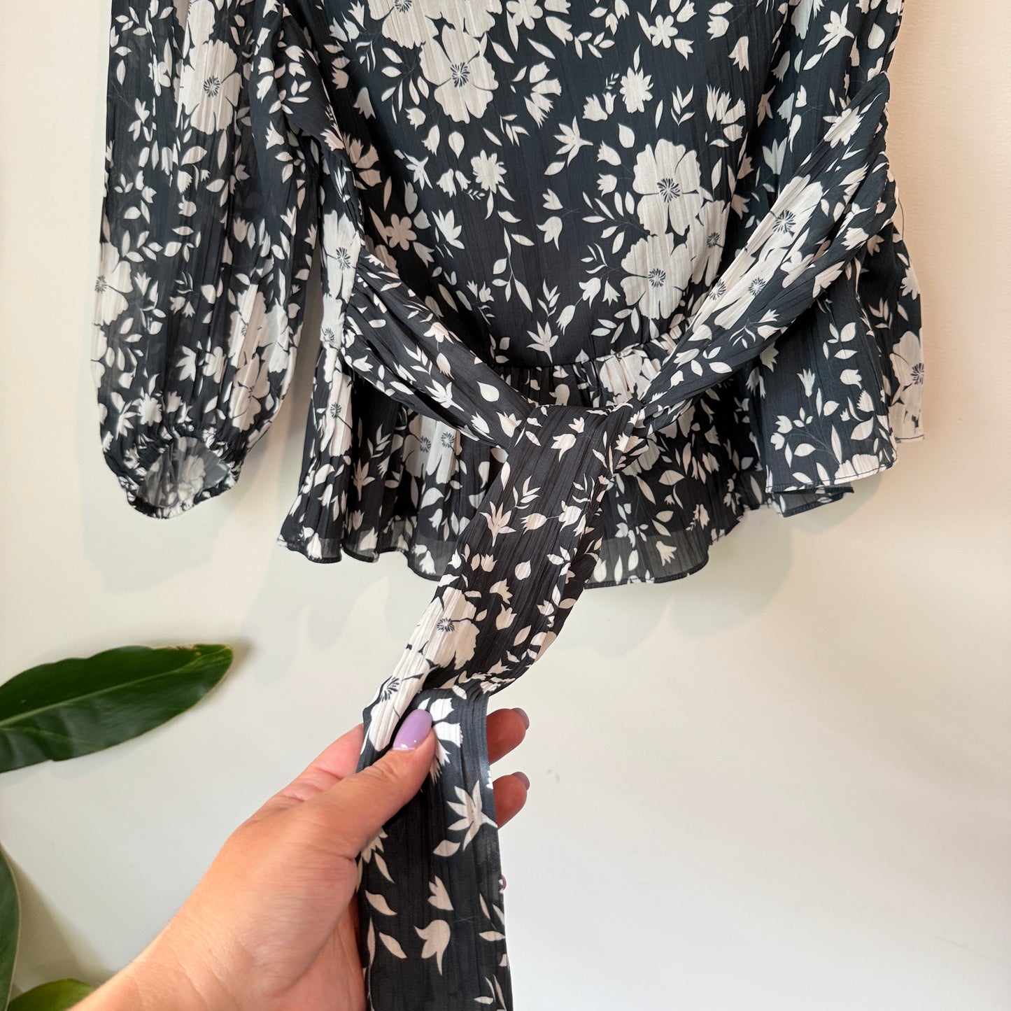 Faballey Size M Floral Print One-Shoulder Peplum Blouse