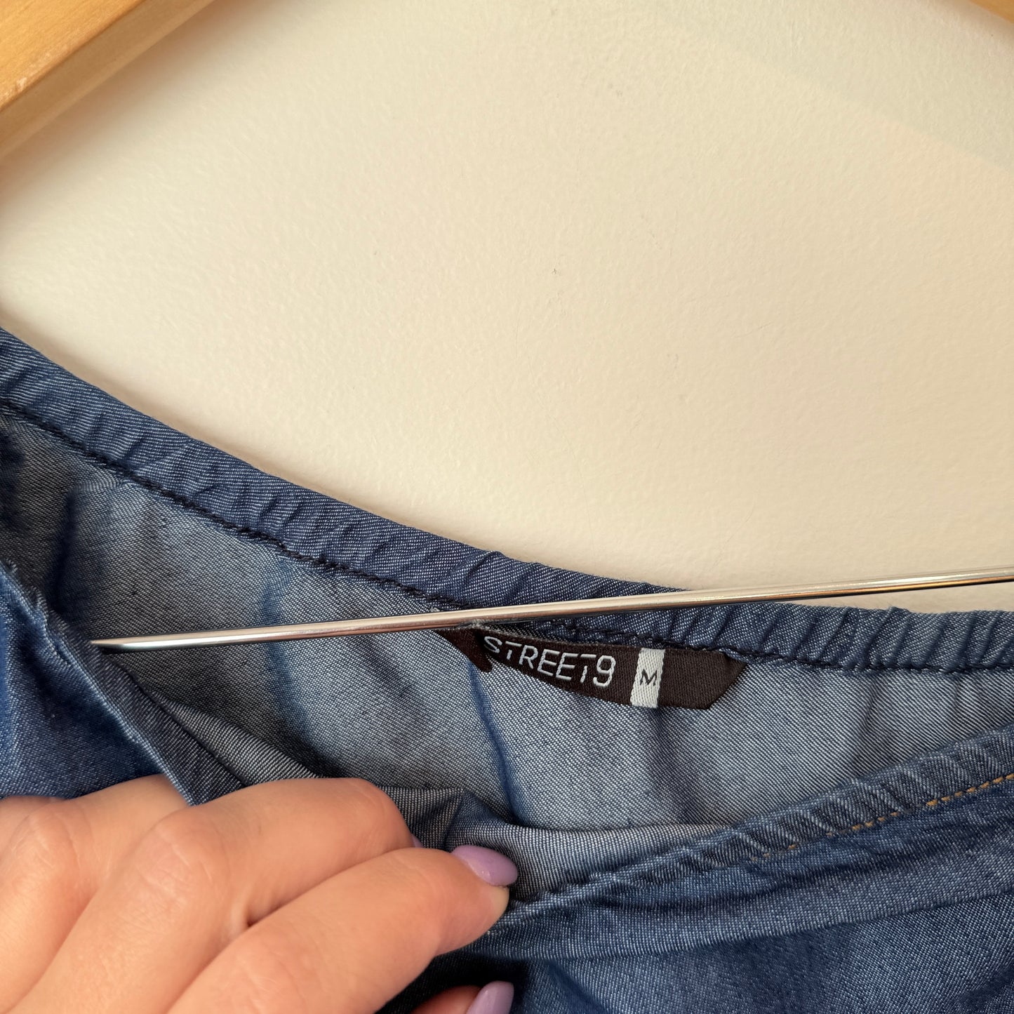 Street9 Size M One-Shoulder Denim Top