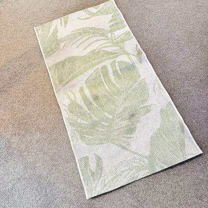 Indooroutdoor runner mat - light green & white - rugs original photo - what’s new home&living materials