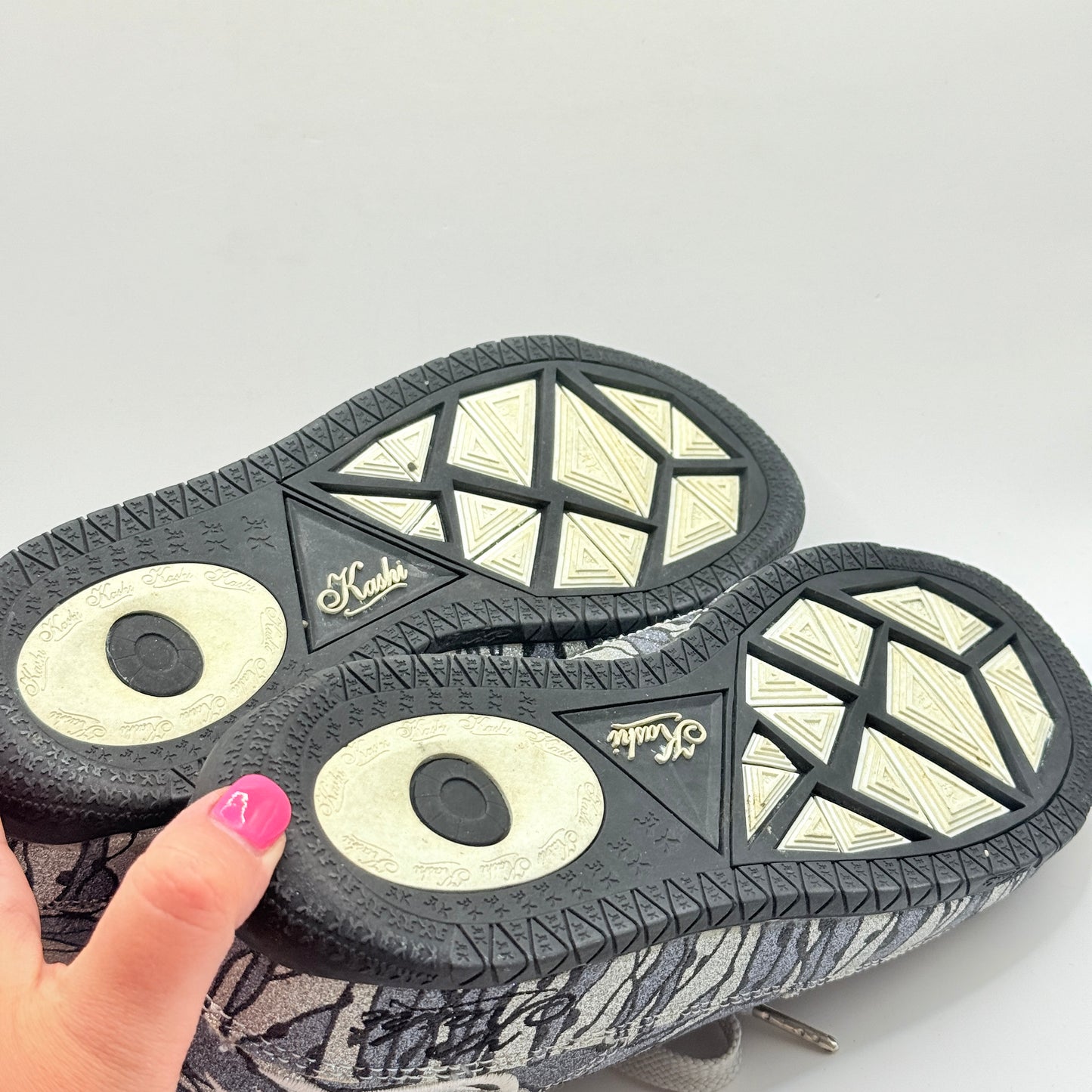 Kashi Urban Abstract Glitter Low-Top Sneakers Size 8