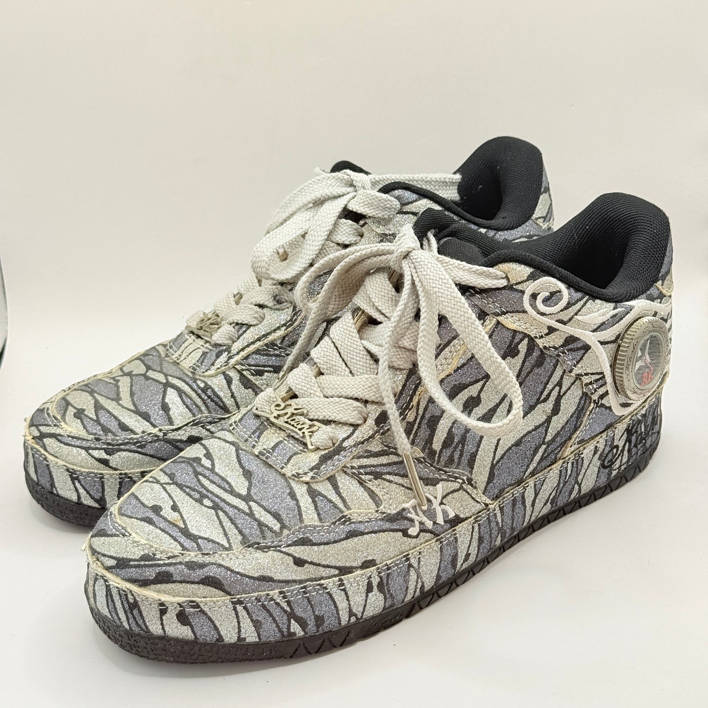 Kashi Urban Abstract Glitter Low-Top Sneakers Size 8