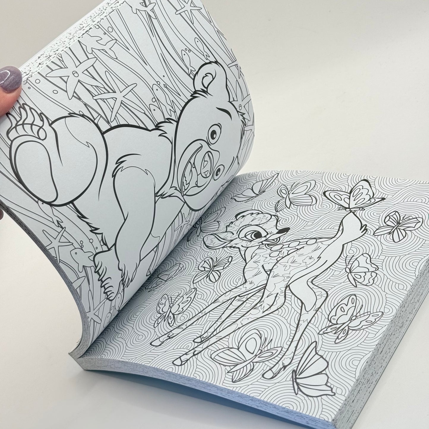 Les Petits Carrés - Disney Babies - Art Thérapie Coloring Book