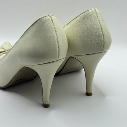 Lipstik Design Cream Peep-Toe Heels with Bow (Size 38)